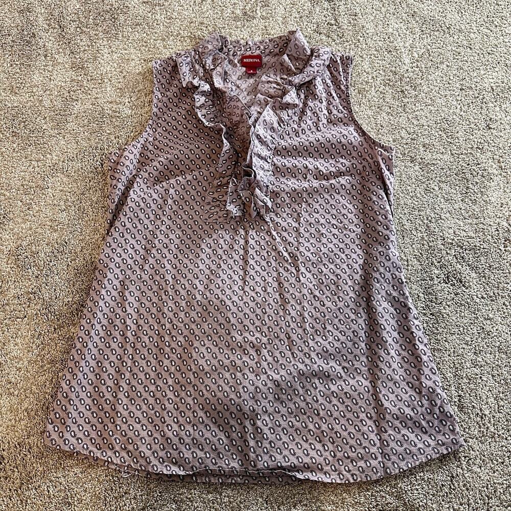 Merona sleeveless blouse ruffled v-neckline AOP paisley Sz Small S